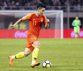 NG体育-穆古鲁扎回归赛场，关键助攻首场状态亮眼，瑞士队观众沸腾！的简单介绍