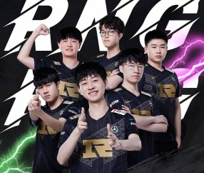 NGSPORTS- 巴黎圣日耳曼 教练 