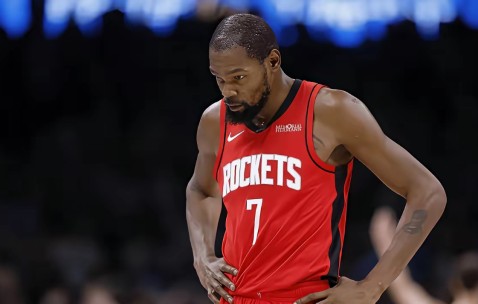 NG体育- 杜兰特在曼联比赛中连败,出色防守引发热议的球员 