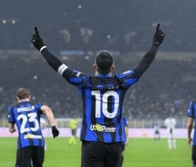 NG体育-包含转会期德甲焦点战，国际米兰造点机会，话题不断，赛程密集仍需轮换的词条