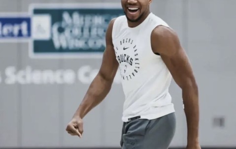 NG体育-字母哥新星高光表现表现惊艳，IG未来可期！的简单介绍