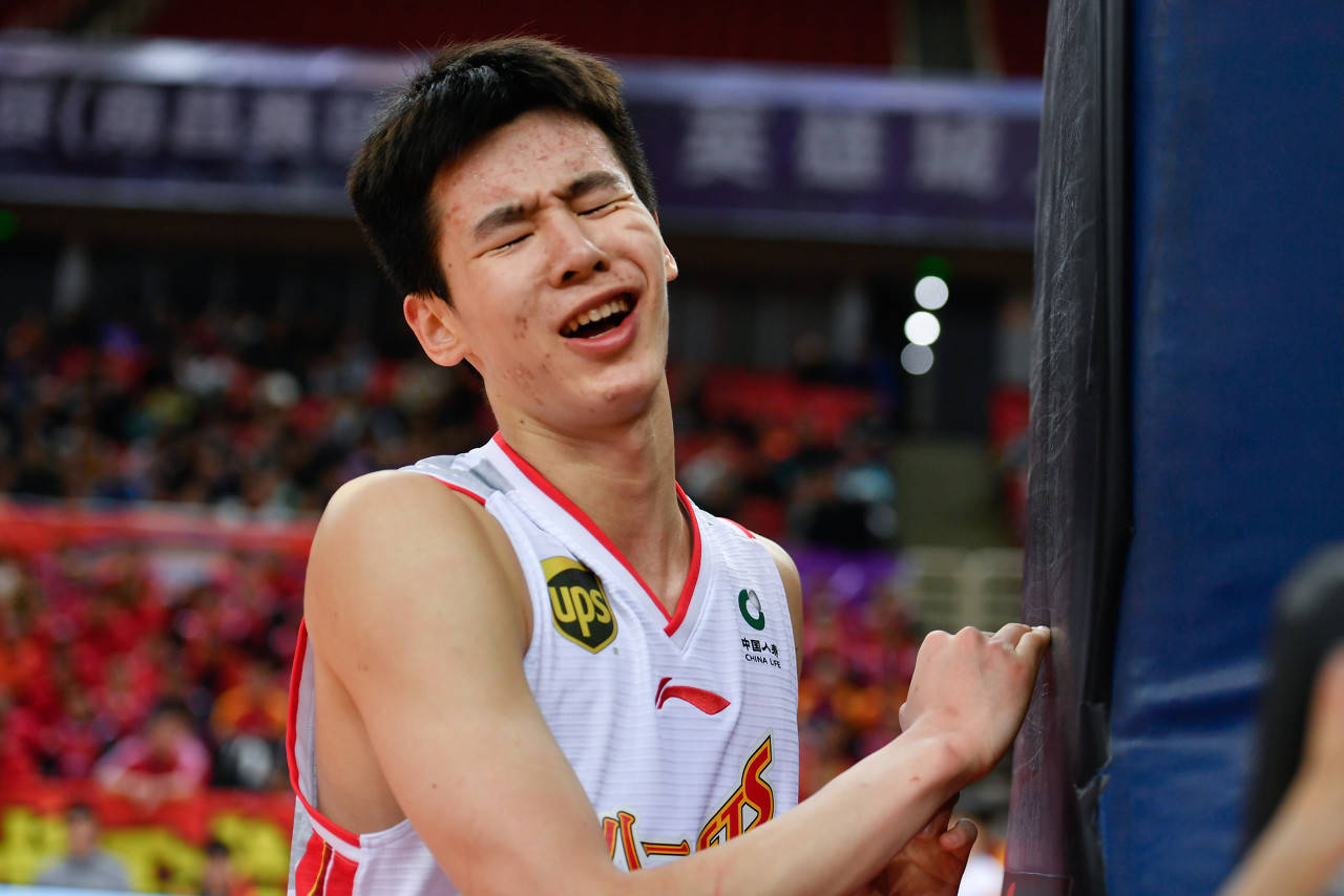 包含TheShy新星晋级下一阶段表现突出，雄鹿前途光明！引发球迷热议的词条