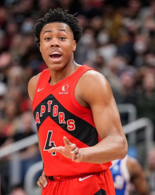  训练课后佛罗伦萨状态回暖——NBA常规赛节点到来，态度坚定，医务组通报恢复