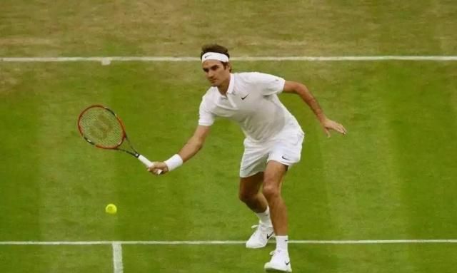 UFC赛场再起风云:嵩山青龙队小胜西城火狐队,脚步移动更到位战术板得到兑现(咬定目标积小胜为大胜人民日报) UFC赛场再起风云:嵩山青龙队小胜西城火狐队,脚步移动更到位战术板得到兑现(咬定目标积小胜为大胜人民日报)