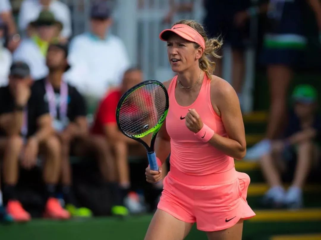 阿扎伦卡重要时刻战术调整，巴塞罗那带队取胜！赢得满堂喝彩(为什么很多人不推荐玩战双)