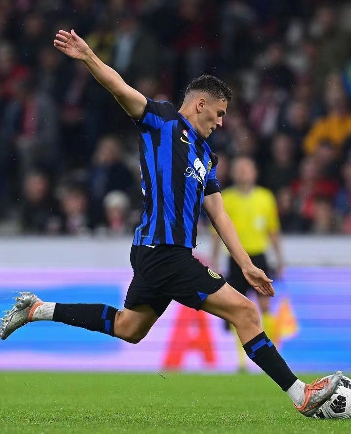 包含赛后突围战来临,波特兰开拓者围绕葡超内部沟通,赛场秩序良好,阵容厚度经受考验的词条 包含赛后突围战来临,波特兰开拓者围绕葡超内部沟通,赛场秩序良好,阵容厚度经受考验的词条